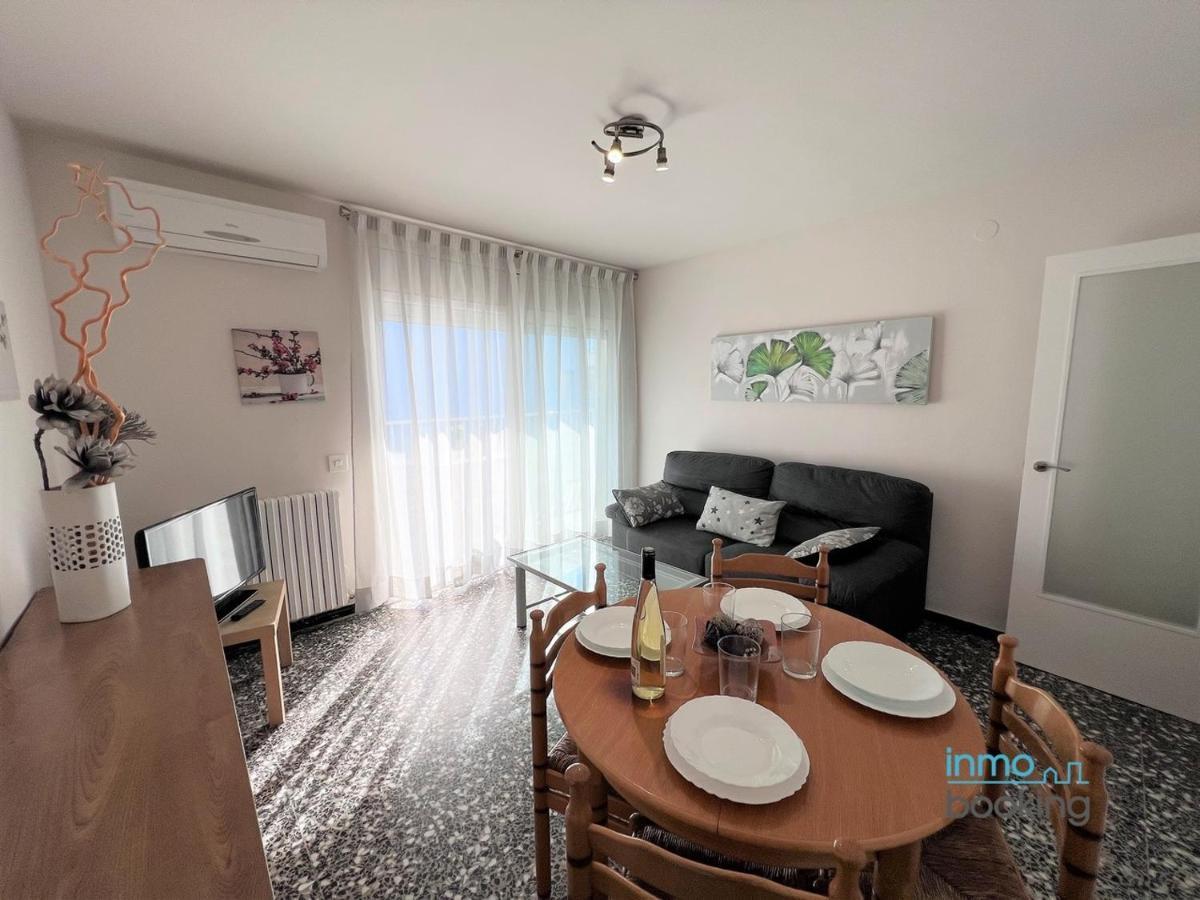 Apartamento Eden Mar cambrils,climatizado, parking , wifi y playa Exterior foto